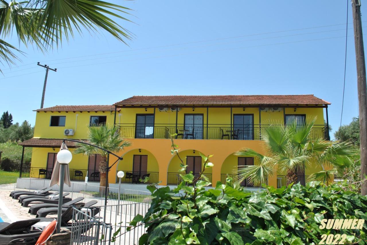 Palmyra Studios Kavos Bagian luar foto