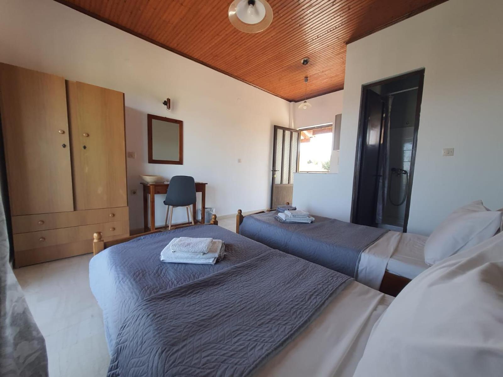 Palmyra Studios Kavos Bagian luar foto