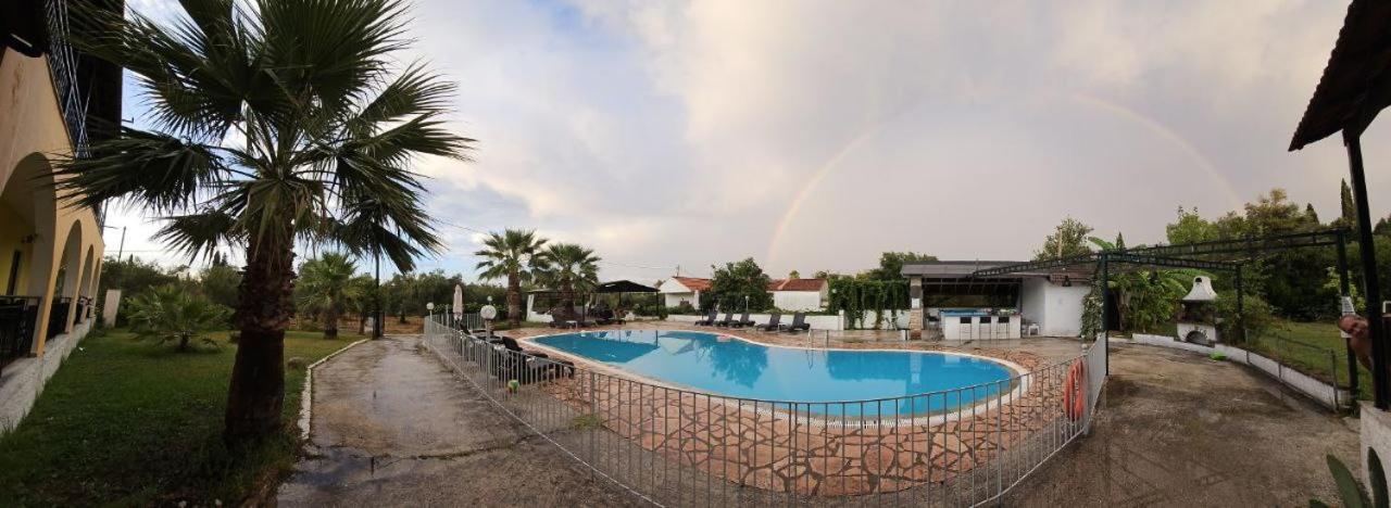 Palmyra Studios Kavos Bagian luar foto